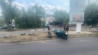 В Воронеже байкер и его пассажирка пострадали в ДТП с «Газелью»