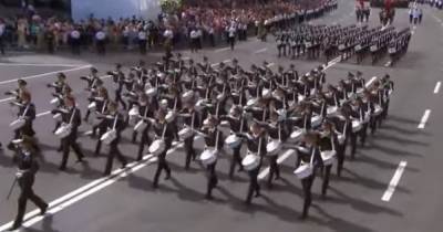 Военный парад ко Дню Независимости Украины (ОНЛАЙН)