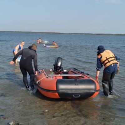 На озере под Челябинском ищут пропавшую женщину