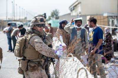 Запад не успевает завершить эвакуацию из Афганистана в срок