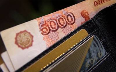 Владимир Путин подписал указы о единовременной выплате пенсионерам в 10 тыс. рублей