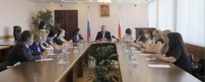 Во Владикавказе обсудили проблемы и способы внедрения инклюзивного образования в школы
