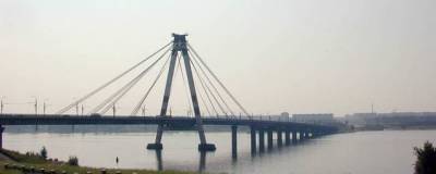 В городе Череповец приступили к ремонту въезда на Октябрьский мост