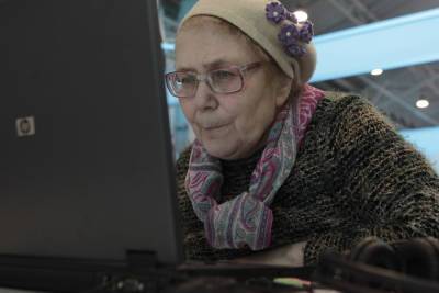 В ККИ рассказали об использовании цифровой платформы для ответов петербуржцам