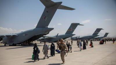В британском Минобороны оценили вероятность продления эвакуации из Афганистана