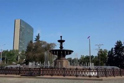 Реставрация центрального фонтана Донецка завершена