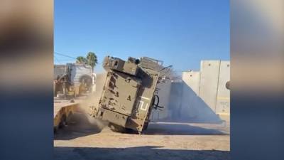 Видео: бронетранспортер ЦАХАЛа опрокинулся на севере Израиля