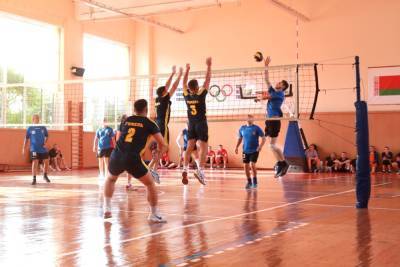 В Гродно проходит чемпионат по волейболу среди сотрудников комитета судебных экспертиз