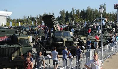 Минобороны заключило на форуме "Армия-2021" контракты на 500 млрд рублей