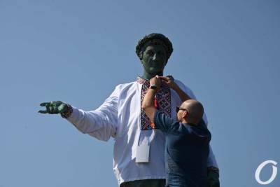 Одесский Вышиванковый фестиваль: рекорда не получилось, но все равно красиво (фото)