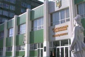 Вопиющая ситуация: ректор ХГУ пожаловался на отток студентов и денег