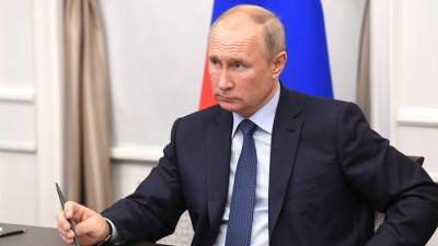 Путин поручил усилить обеспечение безопасности в РФ на фоне ситуации в Афганистане