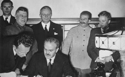 Вячеслав Молотов - Polskie Radio (Польша): 82 года назад был подписан пакт Молотова-Риббентропа - inosmi.ru - Германия - Эстония - Польша - Литва - Финляндия - Латвия
