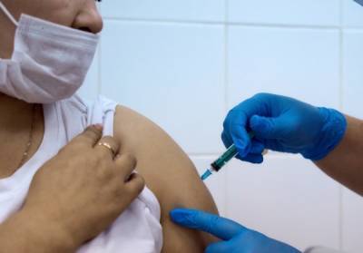 Денис Проценко заявил о недостаточном числе вакцинированных от COVID-19