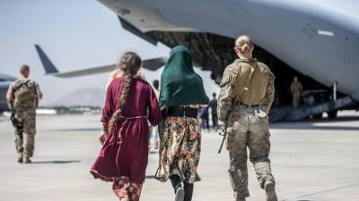 Столтенберг заявил о координирующей роли НАТО в эвакуации людей из Кабула