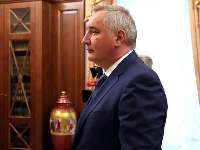 Рогозин заявил, что обвиняемый в госизмене Иван Сафронов все еще является его советником