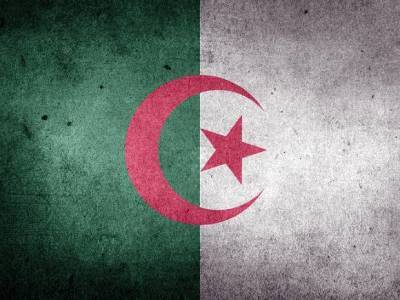 Алжир разорвал отношения с «враждебными» властями Марокко