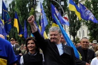 На Украине возбуждено дело после нападения с зелёнкой на Порошенко