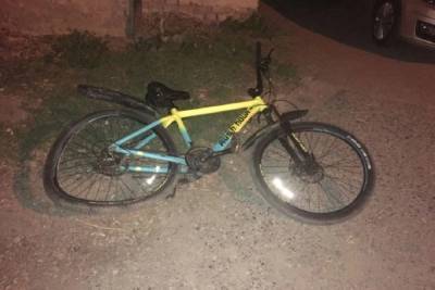 Юного велосипедиста, который вез еду отцу, сбила машина в Екатеринбурге