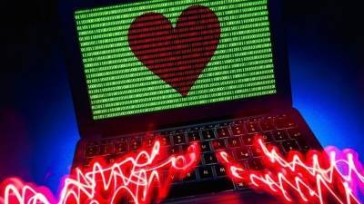 Как найти свою любовь в интернете и не нарваться на мошенников — советы психолога