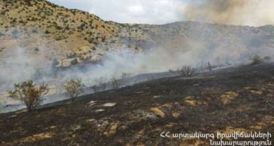 Пожар в Хосровском лесу локализован, но не потушен – МЧС