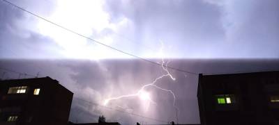 В Серове из-за шторма с градом часть жителей осталась без электричества