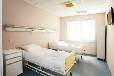 Еще две больницы Петербурга выводят из режима работы с COVID-19