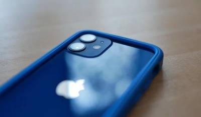 В Сети появились фото iPhone 13 и его Pro-версии с разными защитными стёклами