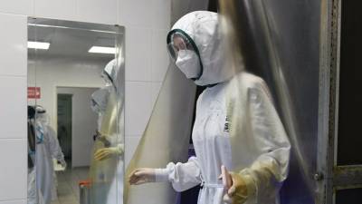 В России назвали стоимость лечения больных коронавирусом