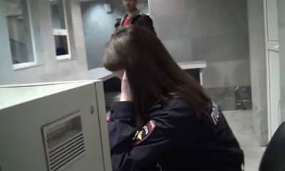 Девушку-оперативника наркоконтроля задержали на рабочем месте «под кайфом»