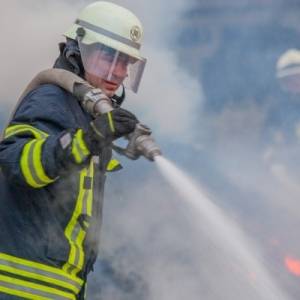 В Запорожской области мужчина погиб во время пожара в дачном доме