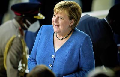 Меркель согласилась заплатить Афганистану 600 млн евро помощи