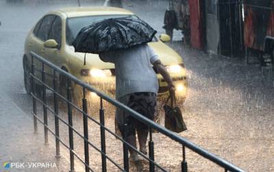 Дожди и более сильное похолодание в Украине: прогноз погоды до конца недели