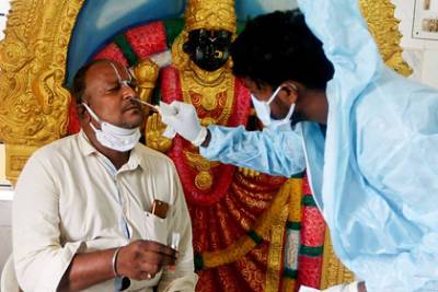 Коронавирус станет «характерным» для Индии заболеванием