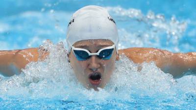 Пловчиха Шабалина принесла России первое золото на Паралимпиаде в Токио