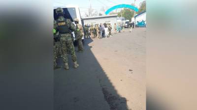 Воронежцы сообщили о скоплении силовиков на оптовом рынке на Левом берегу