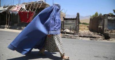 Талібан: Афганські жінки, які працюють, мають залишатися вдома