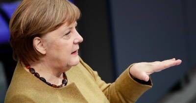 Меркель обеспокоена возможным превращением Афганистана в мировой центр терроризма