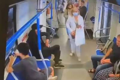 Отец унизившего в метро Москвы ребенка-аутиста россиянина рассказал о конфликте