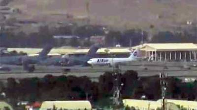 UTair перебазировала разграбленный Ми-8 из аэропорта Кабула