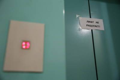 В Петербурге растут темпы замены лифтов в жилых домах