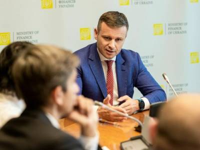 Глава Минфина Украины заявил, что к работе таможни "остаются вопросы", но он готов поддержать главу Гостаможслужбы