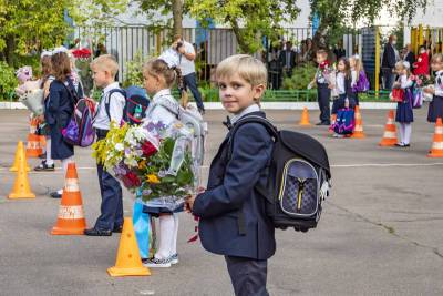 День знаний в российских школах пройдет в очном формате