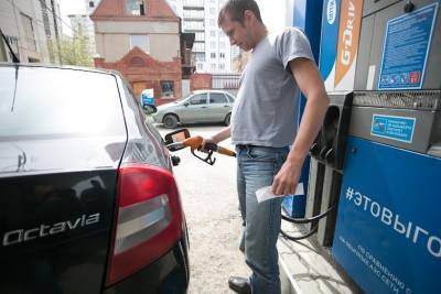 Насколько еще вырастут цены на бензин до конца года и как на это влияет госрегулирование