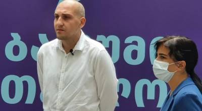 Партия экс-премьера Грузии обвиняет власти в подкупе и шантаже