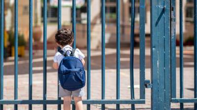 Вход родителей по пропускам, маски с первого класса: как начнется учебный год в Израиле