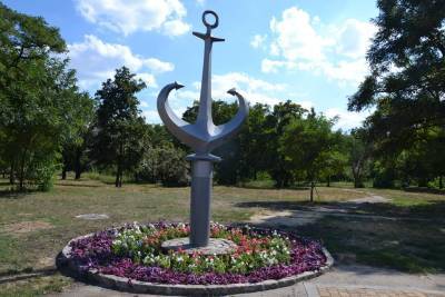 Въезд в Одессу украсил «Якорь-Сердце»: где установили символ города