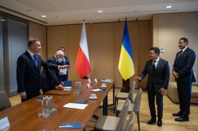 Зеленский и Дуда обсудили скоростной поезд между Киевом и Варшавой