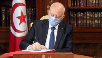 Президент Туниса отверг новые обвинения в перевороте
