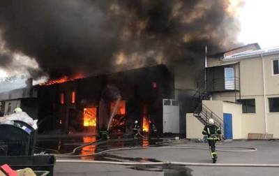 В Виннице потушили масштабный пожар в Старом городе